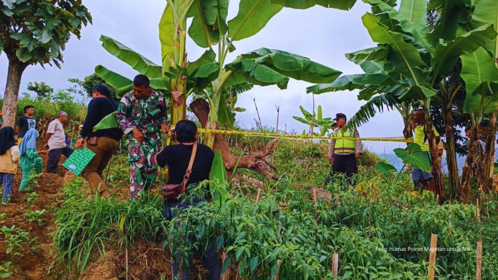 Gegerkan Warga, Mortir Tua Ditemukan di Ladang Desa&nbsp;Puntukdoro