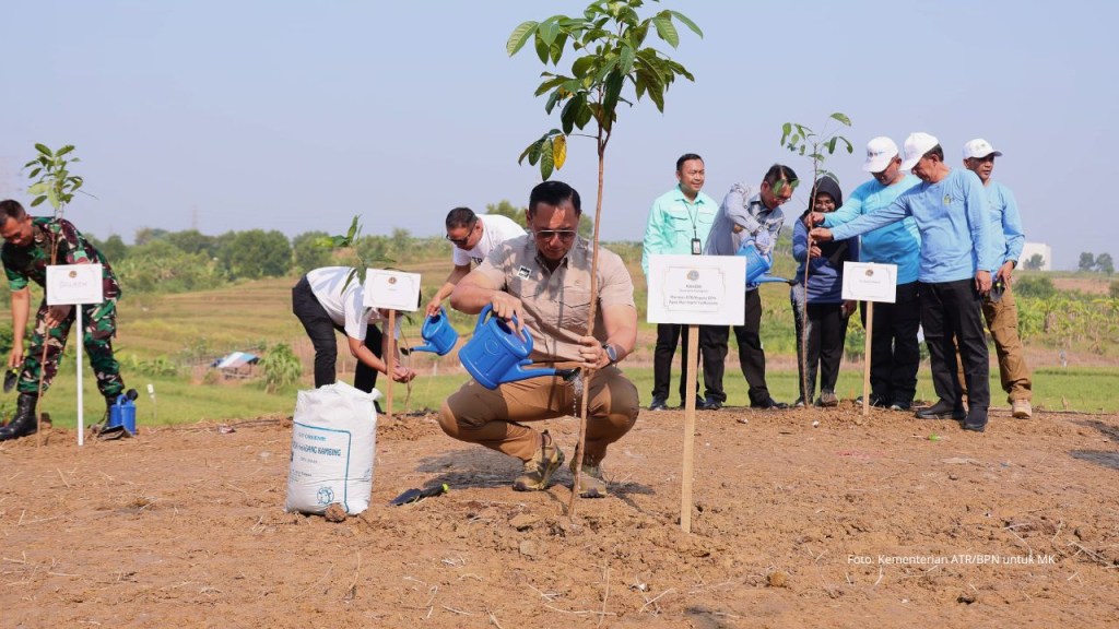 Hari Lingkungan Hidup Sedunia, Menteri AHY Pimpin Penanaman 100.000 Pohon Serentak