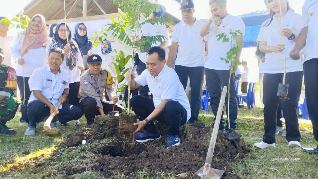 Hari Lingkungan Hidup Sedunia, BPN Magetan Aksi Tanam Pohon di Desa Botok