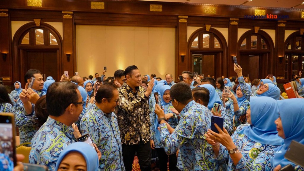 Kukuhkan PP IPPAT, Menteri AHY: Kerja Profesional dan Berintegritas untuk Hadirkan Kepastian Hukum Hak Atas&nbsp;Tanah