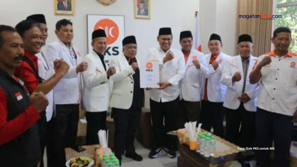 SK Diberikan di Hari Kemerdekaan, PKS Pilih Sujatno sebagai Calon Bupati di Pilkada&nbsp;Magetan