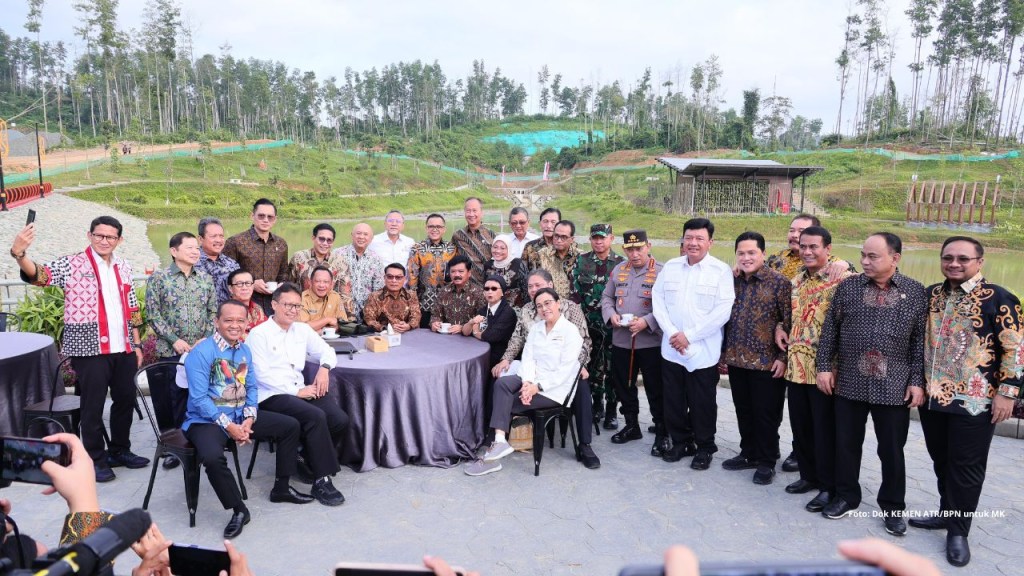 Menteri AHY Berkeliling IKN Bersama Presiden, Wapres RI, dan Menteri KIM Meninjau Embung hingga Sumbu Kebangsaan