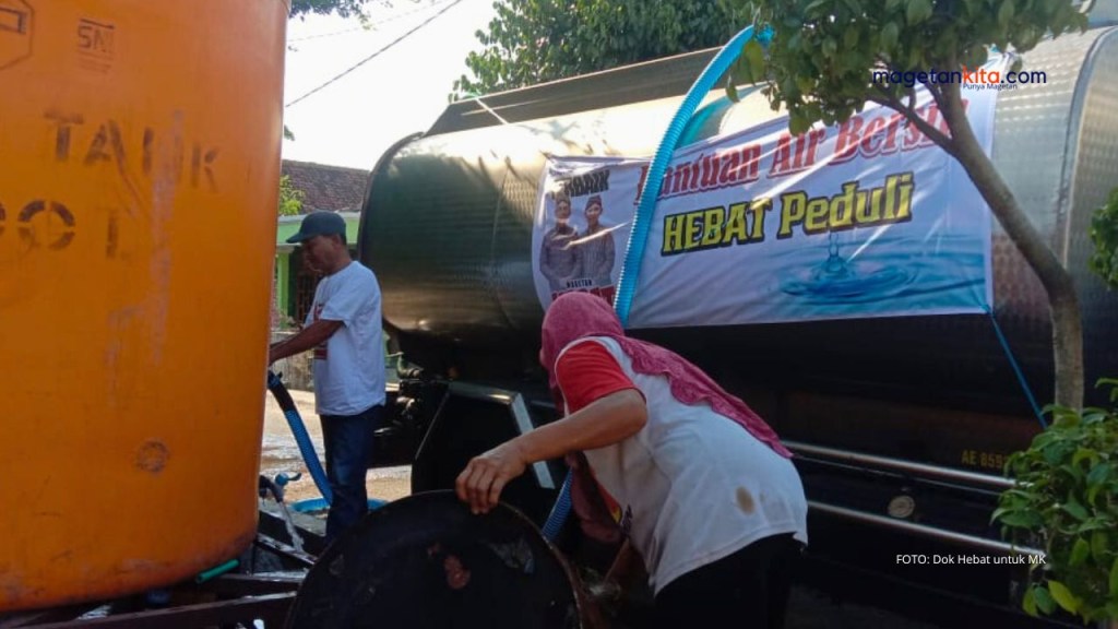 Warga Kesulitan Air Bersih, Tim Paslon “HEBAT” Kirim&nbsp;Bantuan